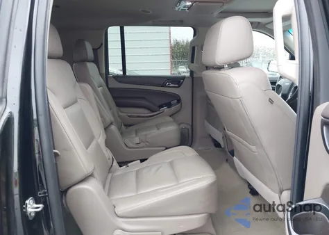 2017 Chevrolet Suburban Lt z USA, uszkodzony, nr VIN 1GNSKHKC2HR371488